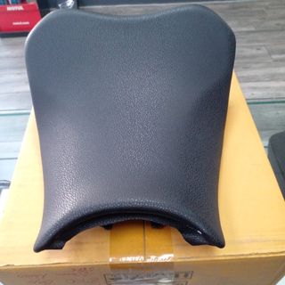 Asiento bajo KAWASAKI Negro (-20mm)