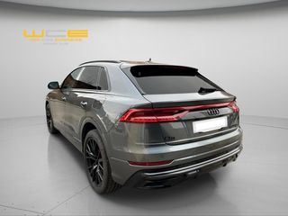 Audi Q8 60 TFSIe 340kW Black Line Pl quattro tip