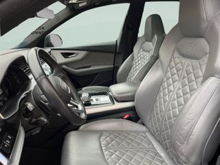 Audi Q8 60 TFSIe 340kW Black Line Pl quattro tip