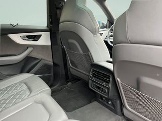 Audi Q8 60 TFSIe 340kW Black Line Pl quattro tip