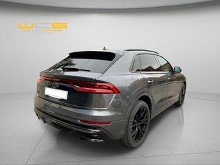 Audi Q8 60 TFSIe 340kW Black Line Pl quattro tip