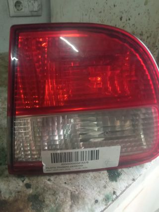 Piloto trasero derecho Seat León 2003