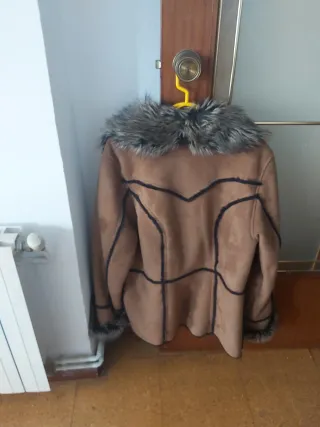 Chaqueta de piel con pelo