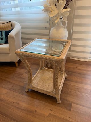 Mesa auxiliar ratán y cristal RECOGIDA EN BANYERES