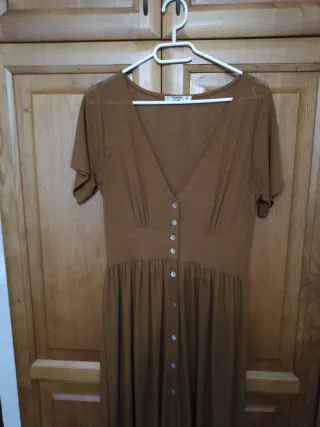 Vestido largo marrón botones