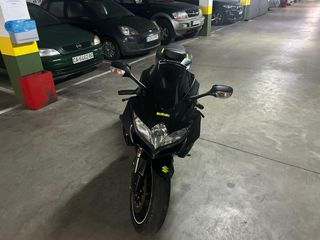 Suzuki GSX-R 600 Negra