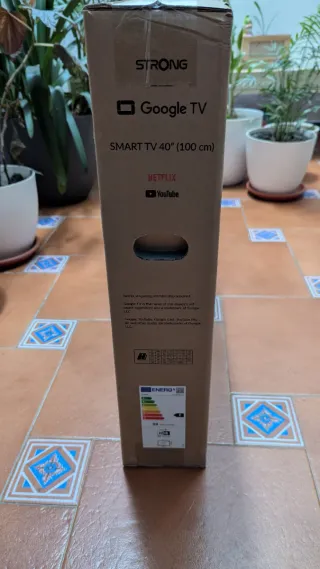 Smart TV Strong 40 Google TV G673C NUEVO sin abrir