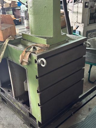 Taladro Radial EBA Columna Rotativa Industrial