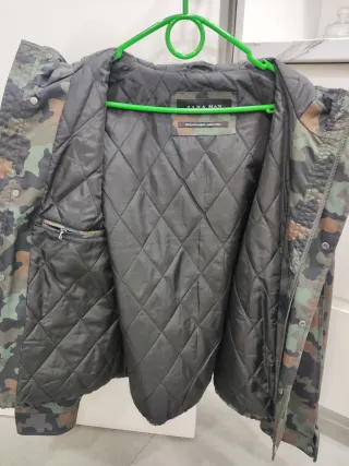 Chaqueta impermeable hombre ZARA