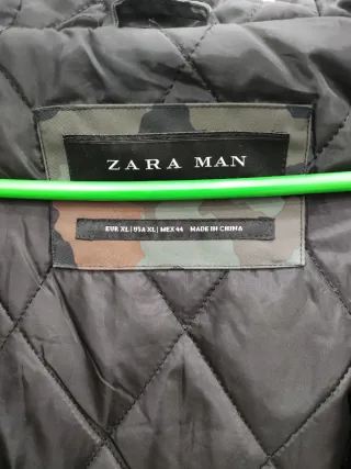 Chaqueta impermeable hombre ZARA