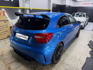 Mercedes-Benz Clase A45 amg con buckets