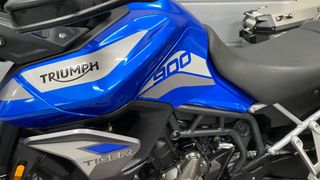 Triumph Tiger 900 GT Azul