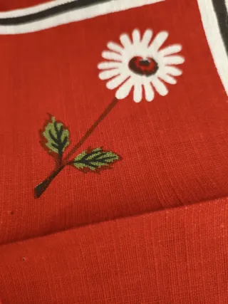 Mantel vintage flores margaritas