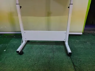 Escritorio regulable para estudio y trabajo