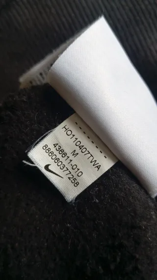 Sudadera Nike Negra con Capucha