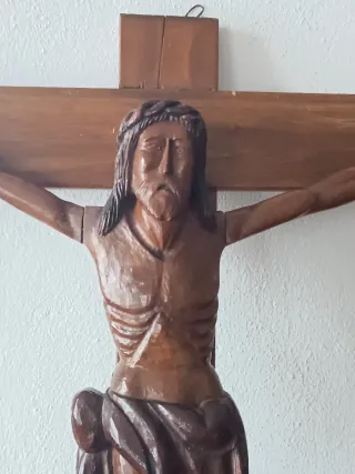 Antiguo crucificado talla madera