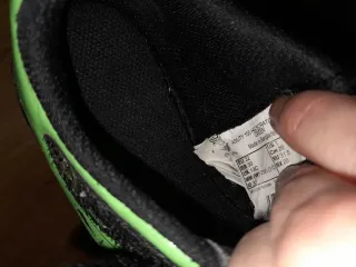 Botas de fútbol para niño talla 32