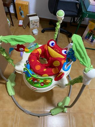 Saltador para bebé en buen estado