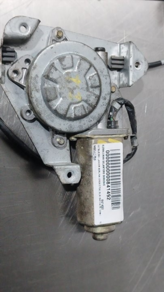 ELEVALUNAS DELANTERO DERECHO MITSUBISHI LANCER BE