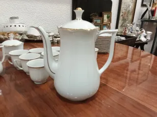 Juego de café de porcelana blanco y oro