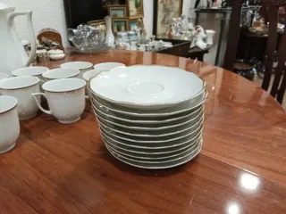 Juego de café de porcelana blanco y oro