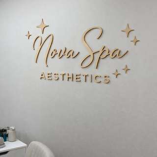 RÓTULOS DE MADERA PERSONALIZADOS