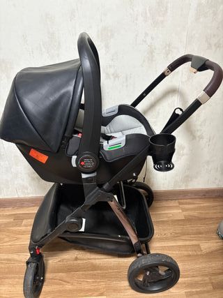 Carro de bebé con silla de coche