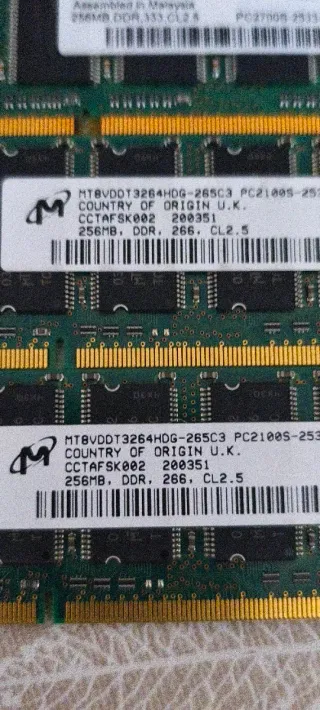4x Infineon 256MB DDR RAM Módulos
