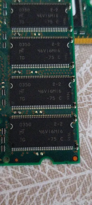 4x Infineon 256MB DDR RAM Módulos