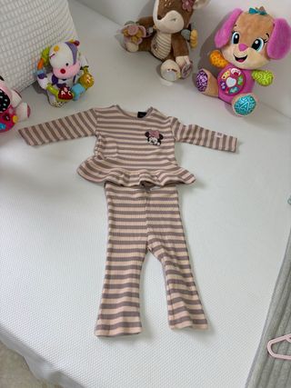 Conjunto bebe niña.
