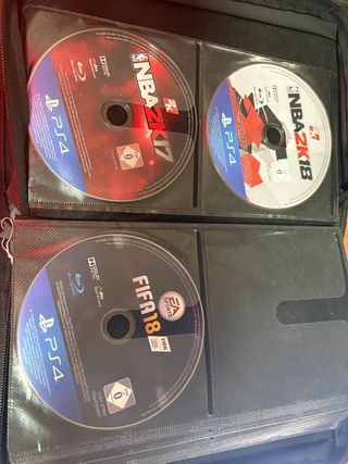 PS4 + 2 Mandos + 3 Juegos
