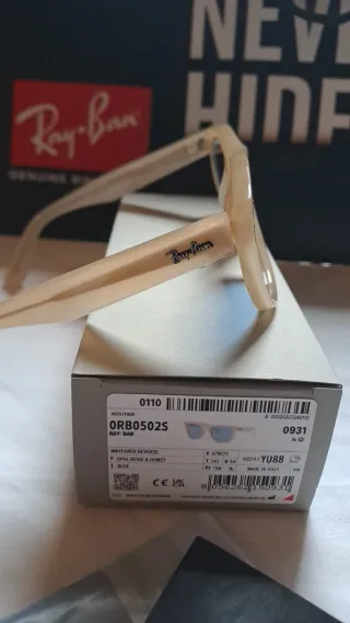 Occhiali Ray-Ban Wayfarer Reverse Beige