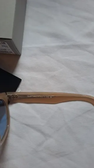 Occhiali Ray-Ban Wayfarer Reverse Beige