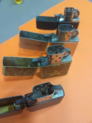 Lote 4 accendini Zippo