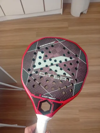 Pala de pádel Kombat Mirage