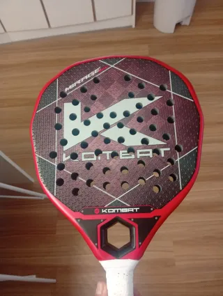 Pala de pádel Kombat Mirage