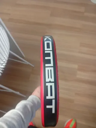 Pala de pádel Kombat Mirage