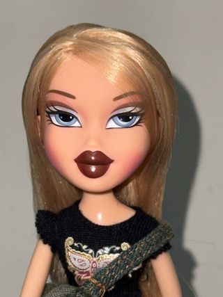 Bratz Cloe Hippie Chic 2003