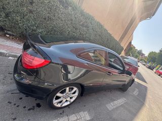 Mercedes-Benz Clase C 2005