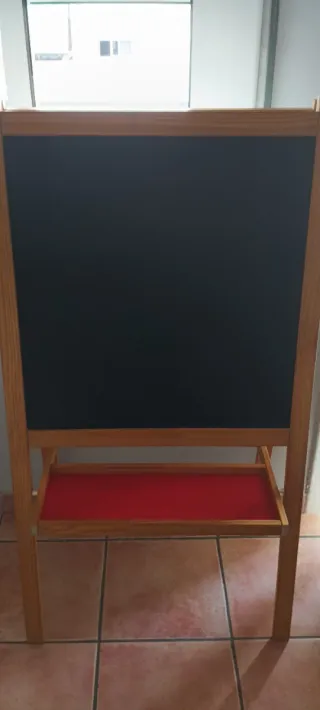 Pizarra caballete de madera