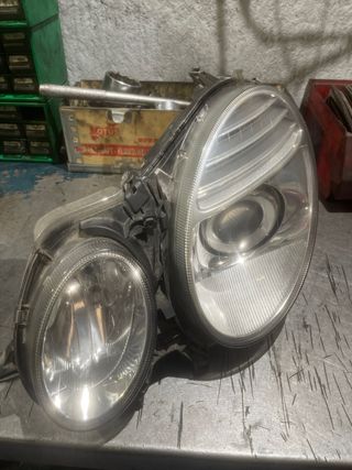 Faro delantero Mercedes