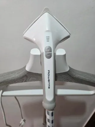 Plancha de vapor vertical Rowenta