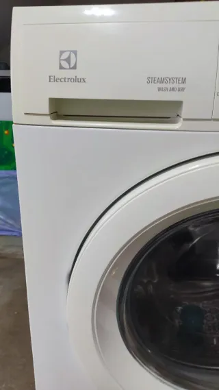 Lavadora Secadora Electrolux