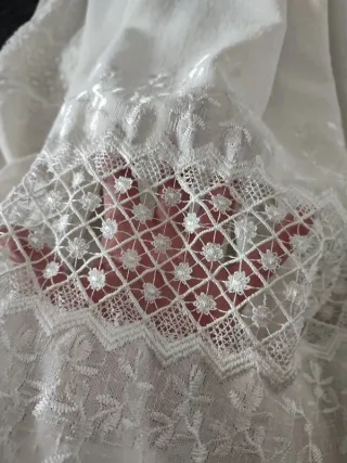 2 Cortinas Antiguas Bordadas 130x268cm