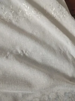 2 Cortinas Antiguas Bordadas 130x268cm