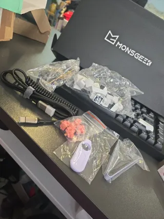 Monsgeek M1 V5 Teclado Mecánico Tri-mode