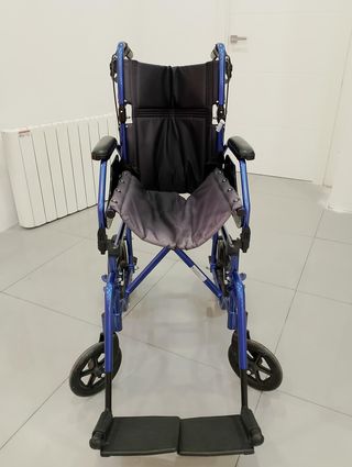 SILLA DE RUEDA TEYDER NEGRA Y AZUL