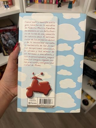 Libro Carolina se enamora