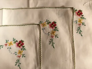 12 servilletas vintage bordadas a mano