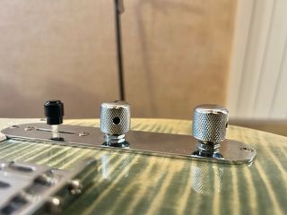 Guitarra Michael Kelly Custom Collection